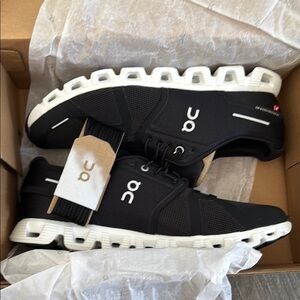 CLOUD 5 Perfect condition; still original packing and box